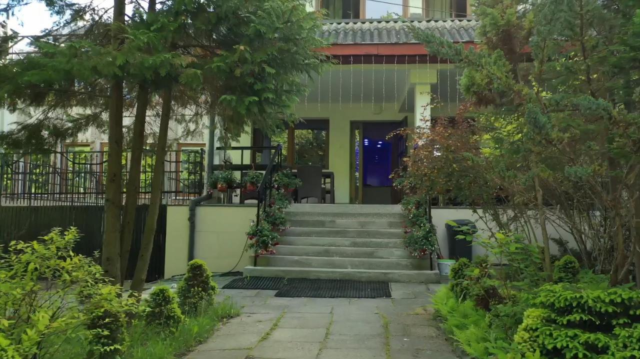 Dukat Hotel Horyniec Exterior photo